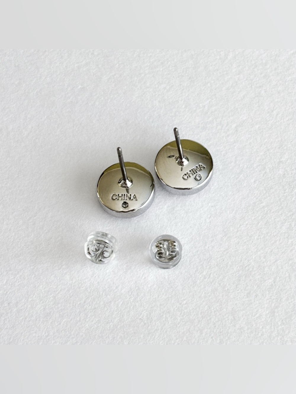Coach open circle studs. - Picture 8 of 13